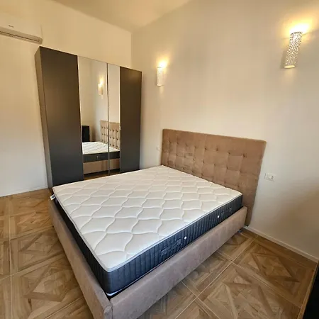 Maison Farini, By Short Holidays *